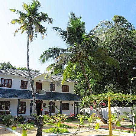 Apartament Marari Peterland Alappuzha Zewnętrze zdjęcie